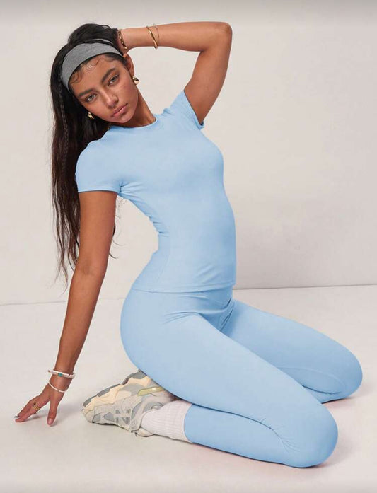 Pinktip ensemble gainant bleu ciel